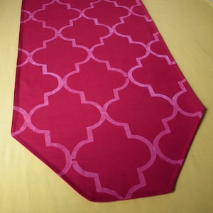 Moroccan style chili pepper table runner with stenciled quatrefoil pattern, red runner, custom lengths and colors available, made to order