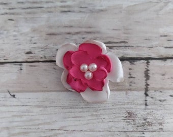 Adornos de flores de satén de color marfil y cereza de 1 pulgada, decoración de álbumes de recortes de color rosa intenso