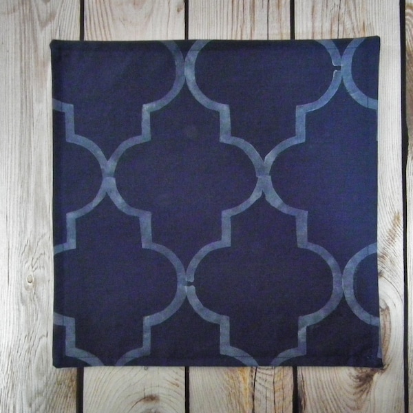 10 x 10 or 11 x 11 inch navy blue quatrefoil cloth napkin, hand stenciled reusable fabric dinner napkin