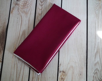 Berry colored cloth napkin, burgundy fabric dinner serviette, reusable maroon everyday napkins