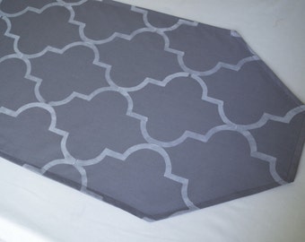 Dark gray table runner, stenciled quatrefoil pattern, moroccan style