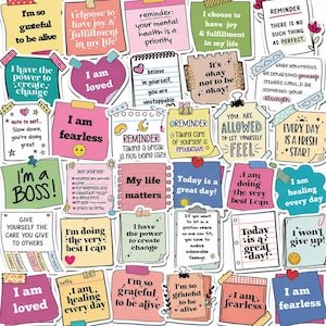 Op de afbeelding: Een verzameling kleurrijke zelfklevende notitiestickers met diverse positieve affirmaties en motiverende citaten in zwarte tekst, waaronder zinnen als I am loved, I am fearless, My life matters en I am grateful to be alive.