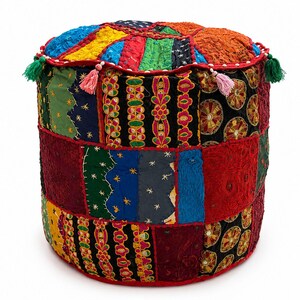 Capa para pufe otomano artesanal indiana em patchwork, almofada de chão bordada em estilo boho.