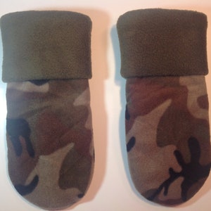 Men&#39;s Camo Fleece Mittens