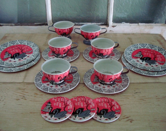 vintage tin tea set