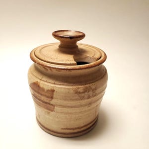 Barattolo vintage in gres Beauceware – Firmato da Enid Rayner / Vaso in ceramica canadese rustica maculata (anni '60)