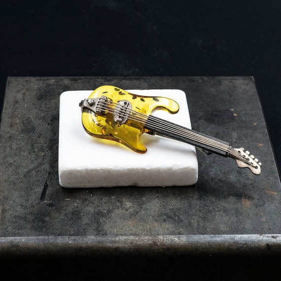 Sterling Silver Amber Guitar Brooch