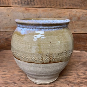 Handmade pottery stoneware vase