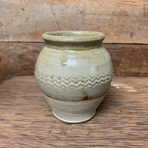 Handmade pottery stoneware vase