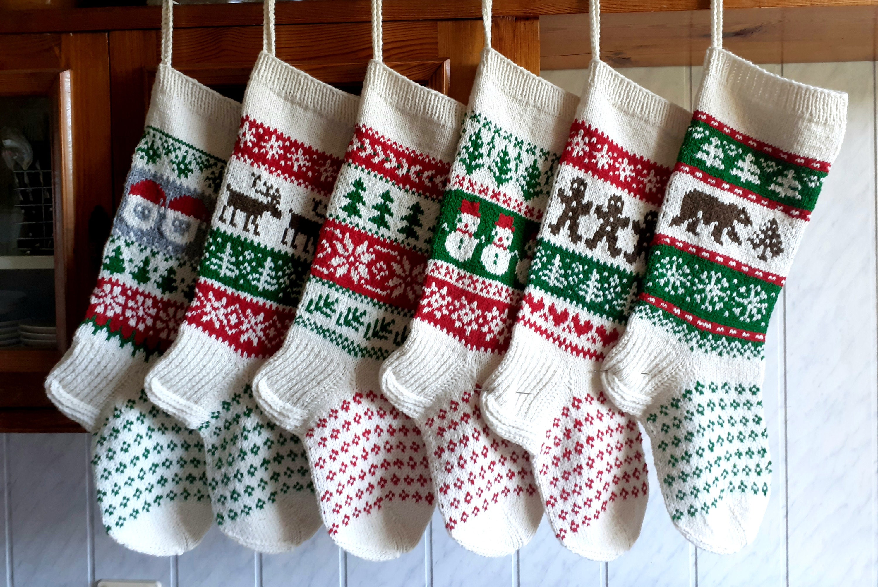Personalized Family Christmas Santa Stocking, Custom Name Christmas Stocking,  Cotton Linen Hand Embroidered Stocking,kids Christmas Stocking 