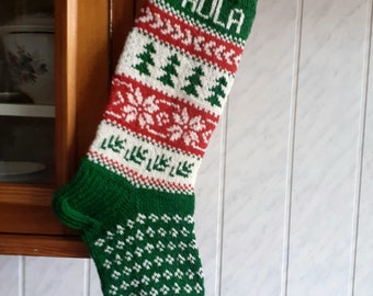 READY 26 bas de Noël en tricot 24"-26" laine personnalisé canneberge rouge vert gris blanc flocons de neige arbres ornement cadeau de Noël