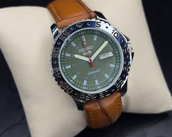 Seiko 5 Automatic Watch | Green Dial Men's Wristwatch, Brown Faux Leather Band |vintage |refurbished