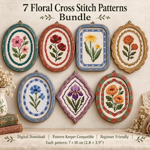 Puede incluir: Una colección de siete patrones de punto de cruz floral en varios marcos decorativos. Los diseños muestran flores rosas, rojas, amarillas, naranjas, azules y moradas. Texto: 7 Floral Cross Stitch Patterns Bundle. Cada patrón: 7 x 10 cm.