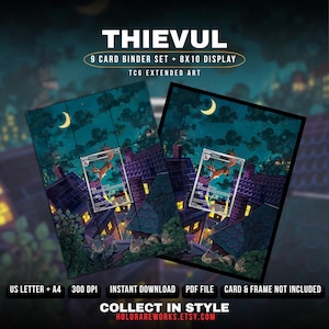 Op de afbeelding: Een Thievul 9-kaarten binder set en 8x10 display TCG extended art digitaal bestand. De afbeelding toont een nachtscène met een maansikkel, daken en een Thievul-personage. Tekst bevat THIEVUL, 9 CARD BINDER SET + 8X10 DISPLAY, US LETTER + A4, 300 DPI, INSTANT DOWNLOAD, PDF FILE, CARD & FRAME NOT INCLUDED, COLLECT IN STYLE en HOLORAREWORKS.ETSY.COM.