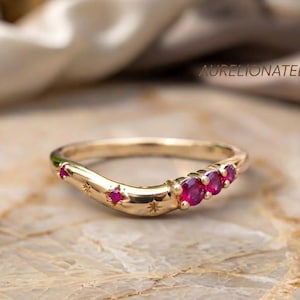 Anillo de compromiso de rubí curvo, anillo apilable celestial de oro, anillo de gema vintage con forma de estrella, delicado anillo de promesa, regalo personalizado con la piedra de nacimiento de julio