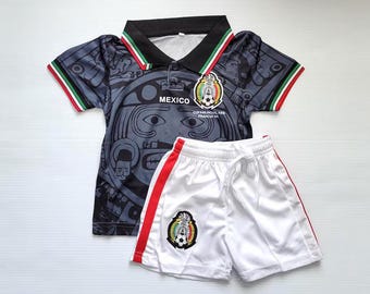 Customized Retro Mexico 1998 Soccer Jersey | Mens National Team 100% Polyester