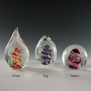 Memorial Glass Egg Paperweight, Cremation Ashes, Pet, Contact Us at www.kevinfultonglass.com For Other image 5