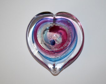 Memorial Glass Heart Paperweight, Cremation Ashes, Pet, Contact Us at www.kevinfultonglass.com For Other