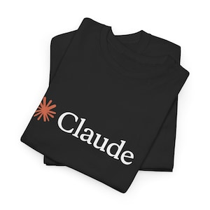 Camiseta con logo de Claude / Camiseta negra con estampado gráfico y texto de inspiración antropológica.