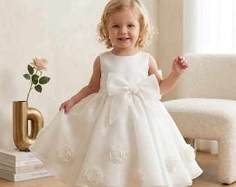 White Flower Girl Dress with Bow, Sleeveless Knee Length Princess Party Gown for Girls