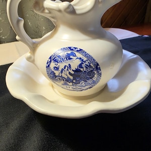 McCoy Pottery pitcher and basin set features the classic Blue Willow
