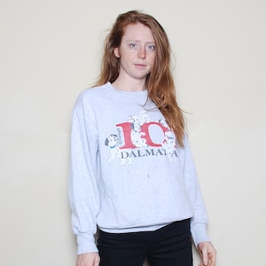 90s medium 101 Dalmatians sweatshirt Disney store heather gray image transfer crew neck dog movie 50 60 cartoon pongo Cruella De Vil drama