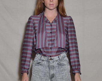 1980s medium cropped blouse bracelet sleeve ascot neck tie blue gray red button down womens top puff sleeve work shirt dress up bow tie boho