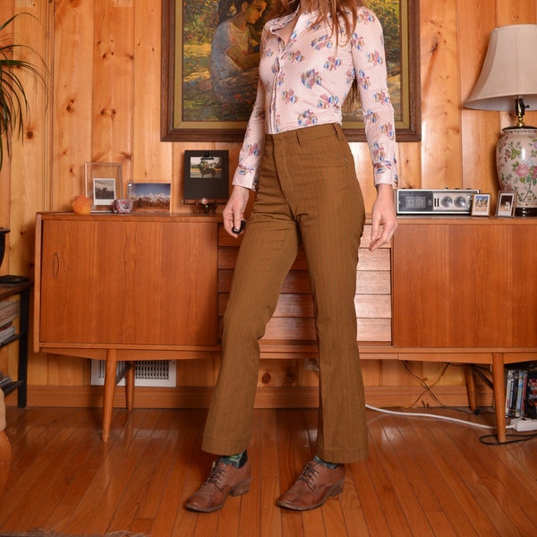 70s 28 cropped waist brown trouser slacks women boy small straight leg green orange high dress pants Farah mod punk tomboy pinstripe belted