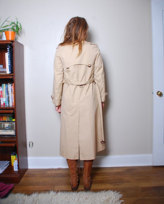 Vintage Etinne Aigner Trench Coat Sz 10 Hong Kong Beige Vintage Etinne Aigner Trench Coat Sz 10 Hong Kong Beige