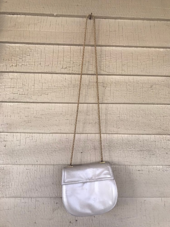 80s pearly white chain strap pocketbook purse wom… - image 1