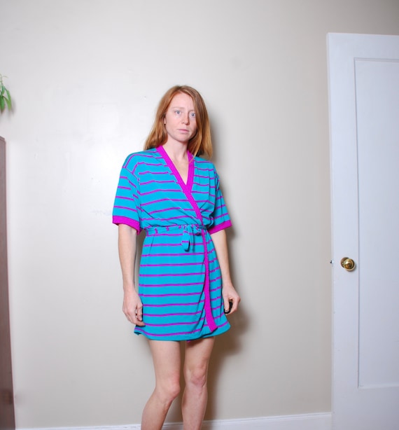 80s aqua striped mini robe wrap fuchsia polyester… - image 4