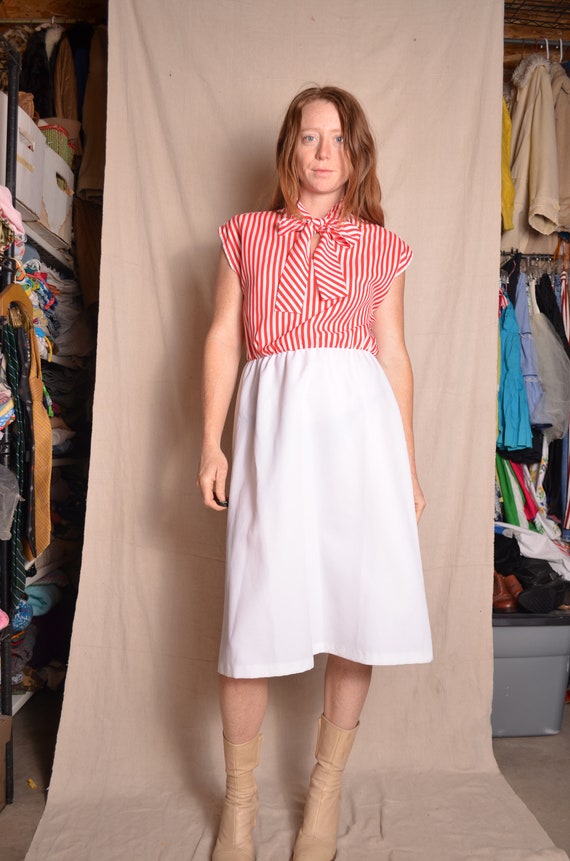 70s medium candy stipe red and white a line shirt 