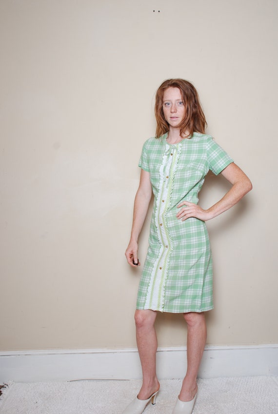 60s small green plaid short sleeve shift dress wo… - image 3