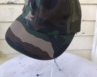 80s camouflage youngAn hat fits all green brown camo blend in hunting tree army billed hat baseball cap mesh back snap adjustable mens women