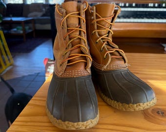 Vintage LL Bean duck boots ladies 9 rubber soles rain winter hiking muck boots brown classic preppy horse trailer boho festival london tall