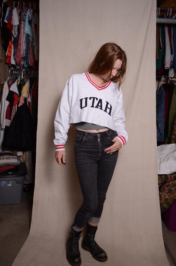 Y2k Champion Medium Cropped Raw Edge Sweatshirt Utah V Neck Ringer