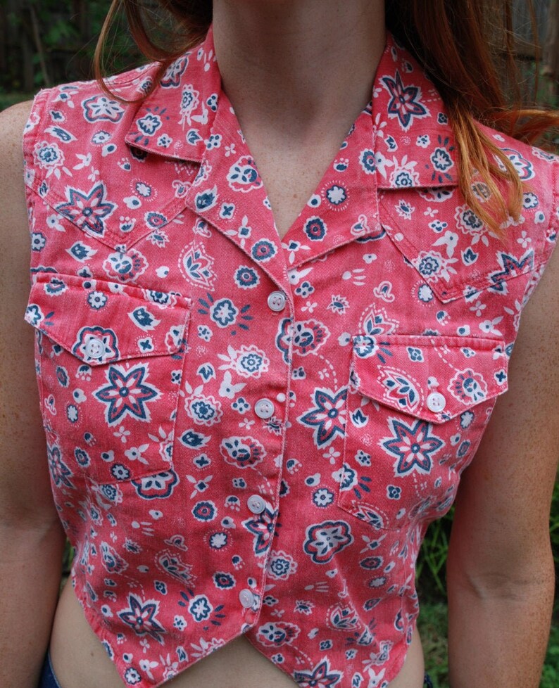 red button down crop top red button down crop top