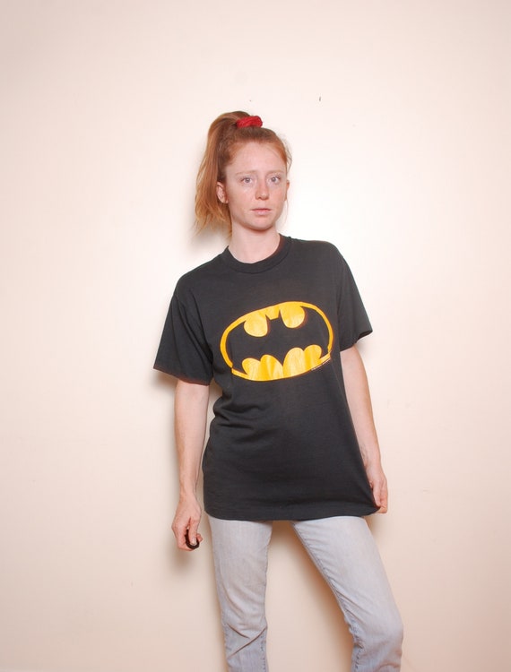 60s Large Batman tee classic comic super hero figh