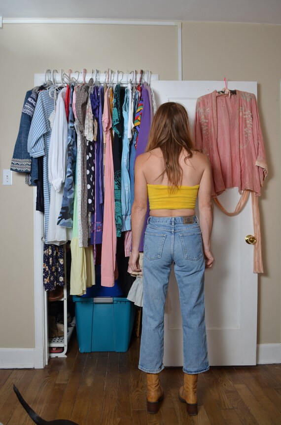 90s Wrangler jeans 26 in. waist light wash style … - image 3