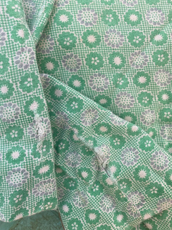 1950s medium green smock dress flower print allov… - image 10
