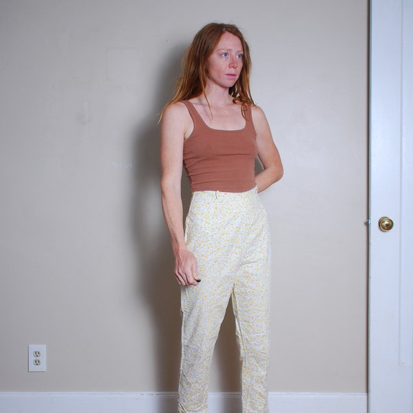 40s 28x25 pedal pushers womens floral print slacks tapered yellow orange summer spring garden cropped pants high waist belted 60s old school