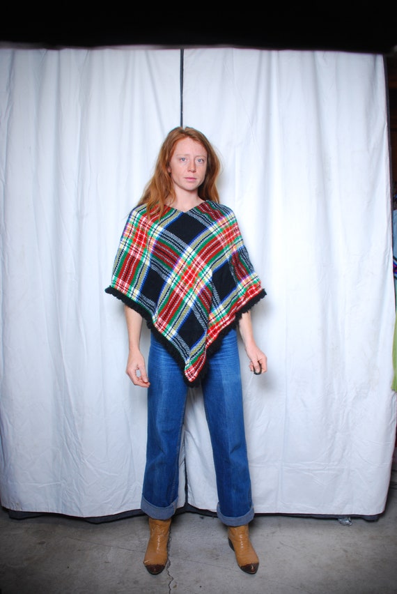 70s fits all plaid knit poncho fringe edges winter