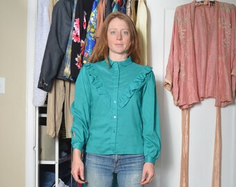 80s small gemstone green tuxedo shirt long sleeve blouse women vintage clothing VJr USA button down collard top formal wedding party holiday