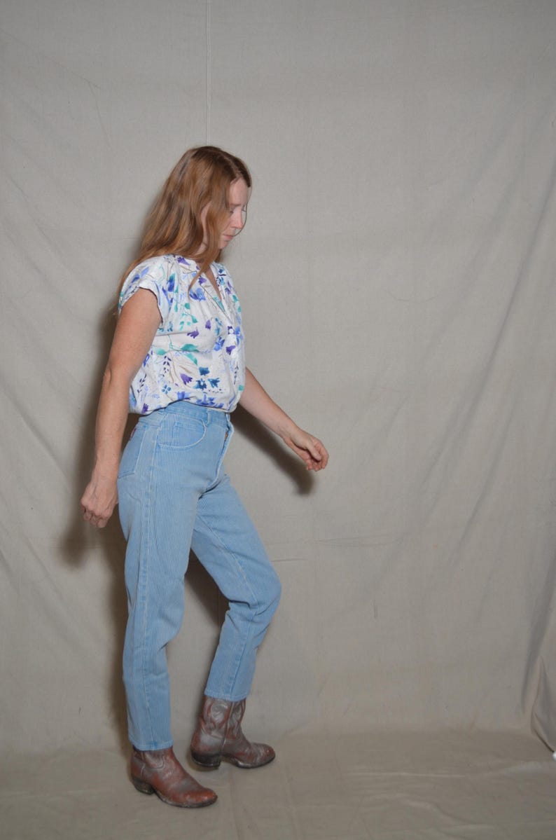 80s Medium Floral Button Down Abstract Blue Purple Caliche Cap Sleeve ...