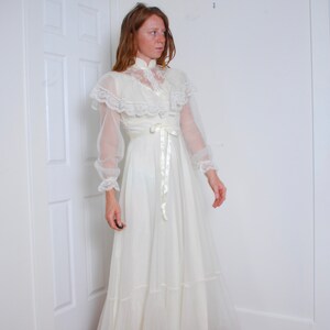 80s medium long sleeve Gunne Sax style Prom and Promises whiteish lace frilly wedding event gown long dress floral full skirt high collar image 7