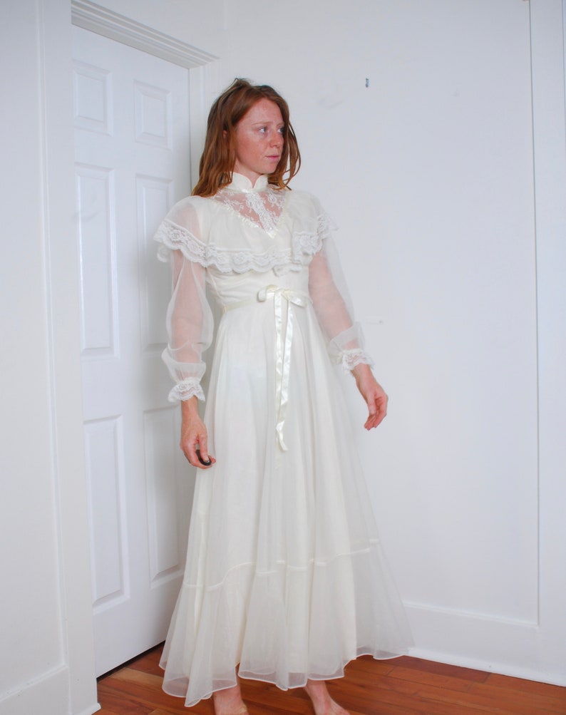 80s medium long sleeve Gunne Sax style Prom and Promises whiteish lace frilly wedding event gown long dress floral full skirt high collar image 7