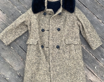 70s large woolen knit winter jacket overcoat black green button down peacoat faux fur collar mod bohemian womens mens vintage clothing hip