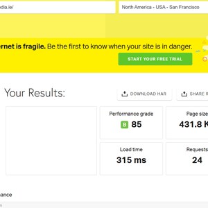 Op de afbeelding: Een dashboard voor websiteprestatieanalyse met een gele koptekst met de tekst The internet is fragile. Be the first to know when your site is in danger. De resultaten tonen een prestatiecijfer van B 85, 431,8 KB, 315 ms en 24 verzoeken.