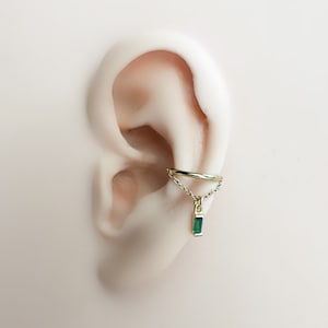 16g 18g 8mm 10mm Emerald Implant Grade Titanium Chain Gem Hoop conch, septum ring piercing F128, conch hoop, gold hoop, silver hoop