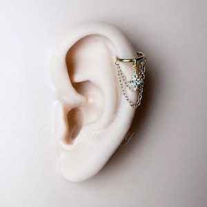 6mm, 8mm Dainty Hera Charm Double Chain Helix Piercing, cartilage piercing, hoop huggies,chain earrings, helix hoops, 16g stainless